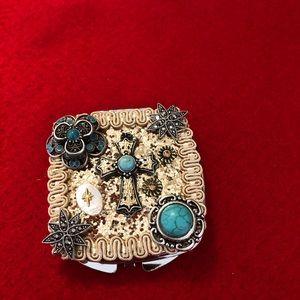 Compact ladies mirror altered by me.